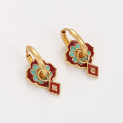 Chinese-style earrings with a luxurious and sophisticated vibe