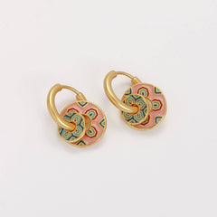 Chinese-style earrings with a luxurious and sophisticated vibe