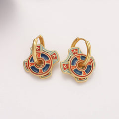 Chinese-style earrings with a luxurious and sophisticated vibe