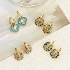 Chinese-style earrings with a luxurious and sophisticated vibe