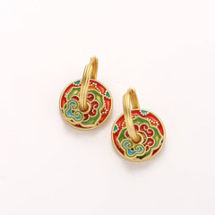 Chinese-style earrings with a luxurious and sophisticated vibe